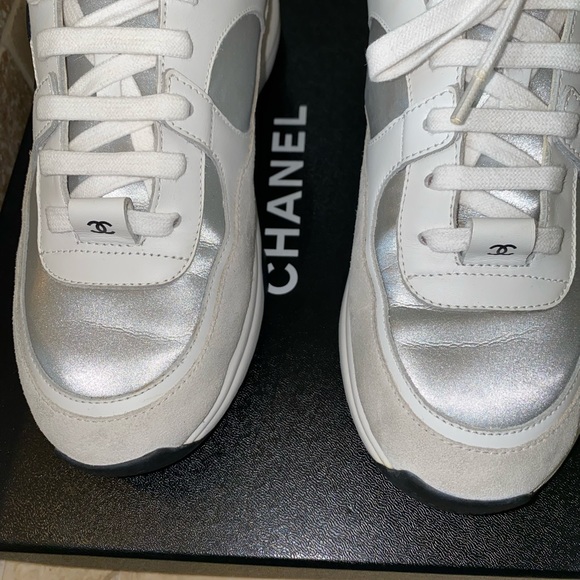 **SOLD** Chanel Classic Trainer sneakers 36.5 - Picture 4 of 11